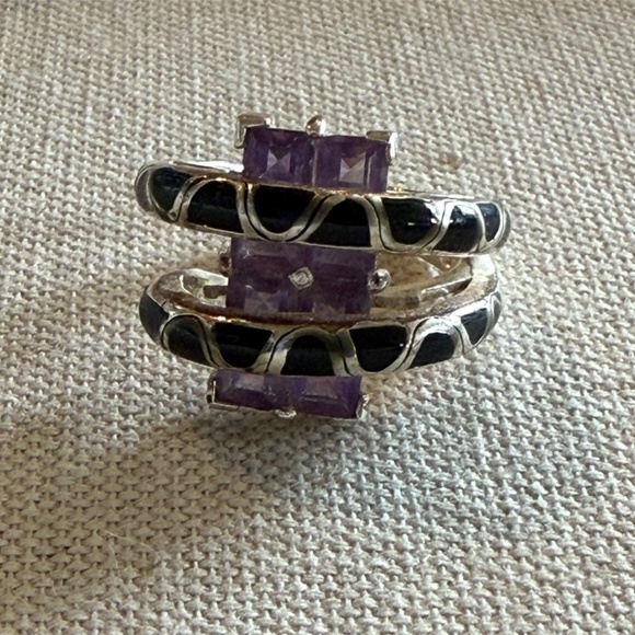 Unique 925 Sterling Silver Amethyst Ring Size 7 - Picture 6 of 6